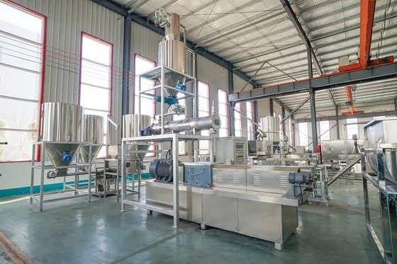 Cão seco Cat Pet Food Production Line da capacidade alta que faz a máquina
